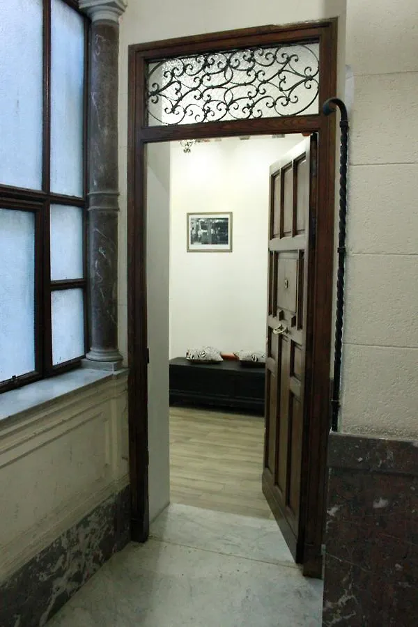 ***** Pensión La Bella Balla-Ro Rooms Palermo Italia